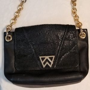 Black leather Kelly Wynne Shoulder Bag